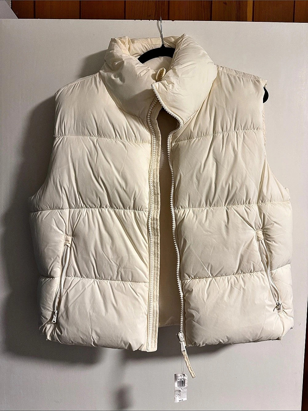 Old Navy Quilted Puffer Vest Cream Large